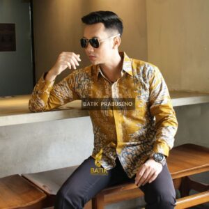 Batik Prabuseno - Bharatayuda Kemeja Batik Pria Lengan Panjang Slim Fi