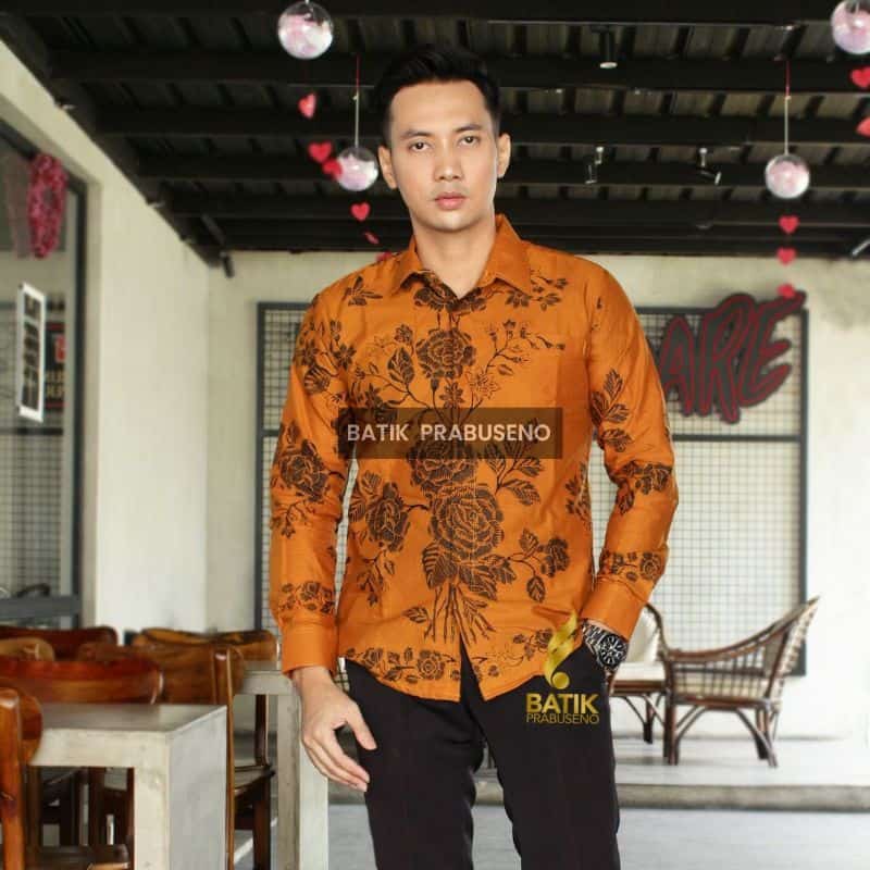 Batik Prabuseno - Ratamrose Kemeja Batik Pria Lengan Panjang Slim Fit